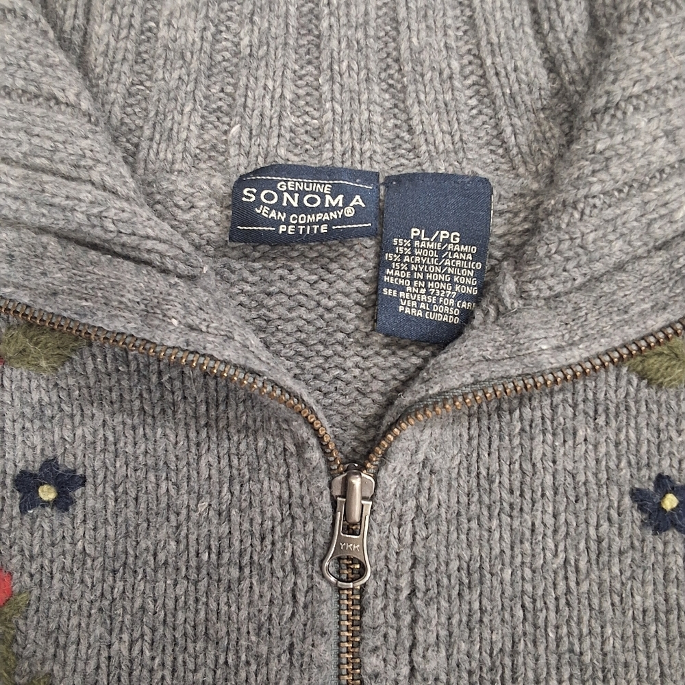 ✨2/$25 Sonoma Jean~Embroidery Floral~Sweater Zip Up~Collar~Grey~Granola~LRG - Picture 3 of 6